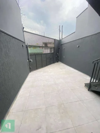 Imagem Sobrado à venda em Diadema, Taboão, com 2 quartos, 130m2
