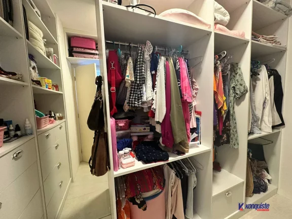 Imagem VENDO CASA DE 3 DORMITORIOS SENDO UMA SUITE EM CONDOMINIO - SIM