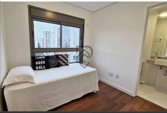 Imagem Apartamento Brooklin andar alto vista livre