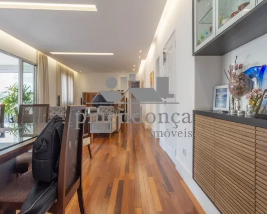 Imagem Apartamentp Vila Romana com 177m², 3 suítes e 3 vagas.