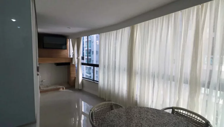 Imagem Apartamento com 3 suítes e 2 Vagas na Garagem em - Balneário Camboriú/SC