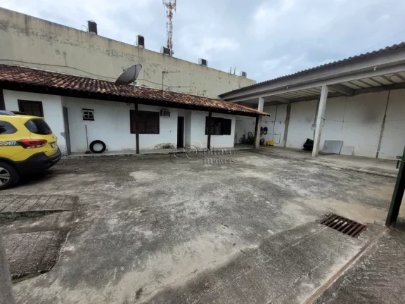 Imagem Excelente galpão para aluguel no Botafogo, perto da Polícia Federal!