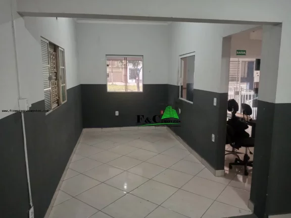 Imagem Ponto Comercial para Locação em Limeira, Gleba Beatriz, 4 dormitórios, 1 banheiro