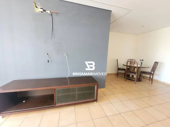 Imagem PITANGUEIRAS- LOCAL NOBRE COM MARAVILHOSA ÁREA DE LAZER , 02 VAGAS DE GARAGEM DEMARCADA NO PRÉDIO.