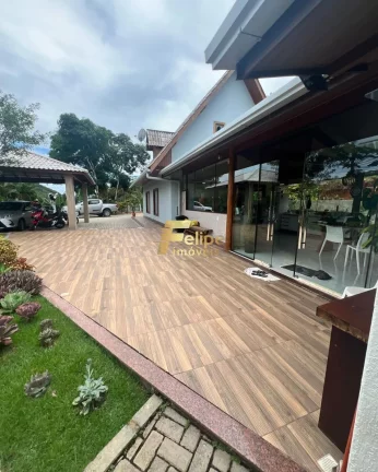 Imagem CASA DE CAMPO ALTO PADRÃO EM CONDOMÍNIO FECHADO COM PORTARIA 24 HORAS.