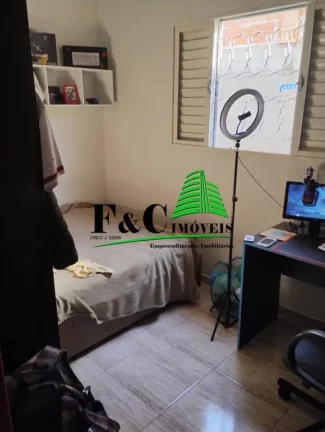 Imagem Casa Geminada para Venda em Limeira, Residencial Palmeira Real, 5 dormitórios, 1 suíte, 2 banheiros, 2 vagas