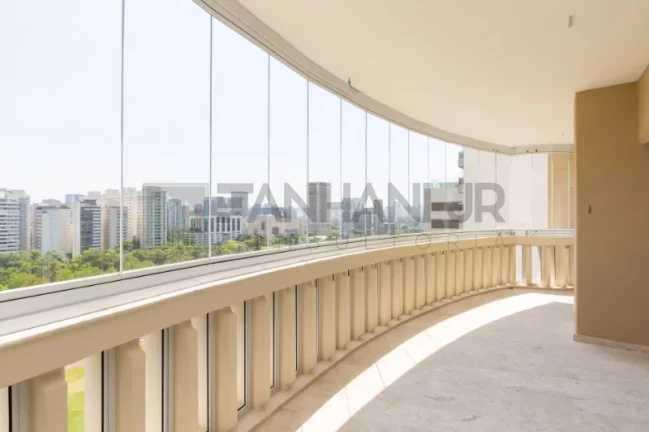 Imagem VENHA DESFRUTAR DO MELHOR QUE O JARDIM EUROPA TEM A OFERECER! Imagine-se morando em um apartamento incrível, com uma vista simplesmente maravilhosa.