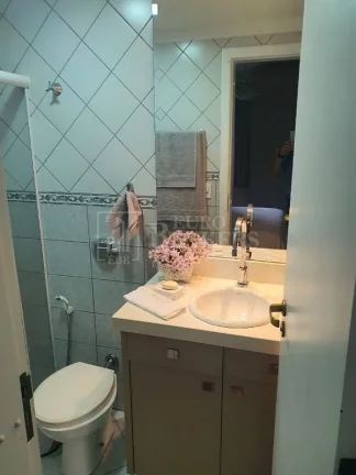 Imagem Apartamento mobiliado quadra mar em Balneário Camboriú.