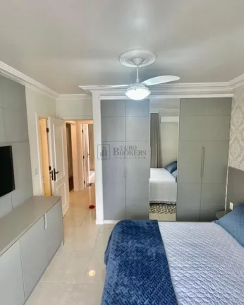 Imagem Apartamento Quadra Mar com 3 dormitórios à venda no Centro de Balneário Camboriú