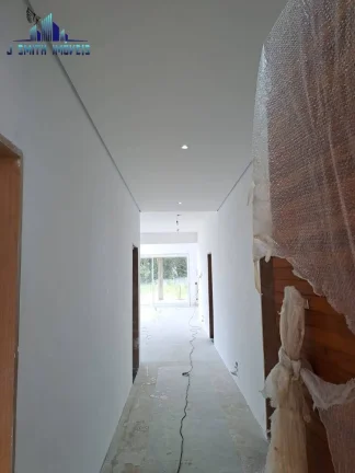 Imagem CASA MODERNA, NOVA, ACABAMENTOS ALTO PADRÃO- 5 SUÍTES. PISCINA AQUESCIDA