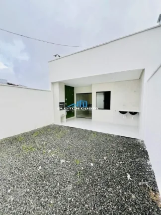Imagem Casa para Venda em Feira de Santana, Parque Ipê, 2 dormitórios, 1 suíte, 1 banheiro, 2 vagas