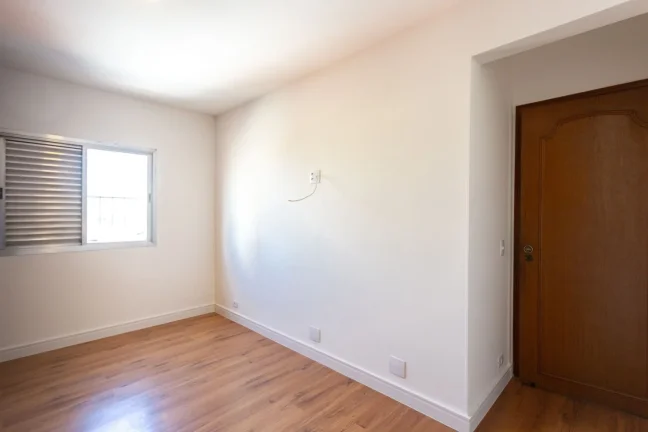 Imagem Apartamento 61M², 2Q, 1 Banheiro, 1 Vaga, Portaria 24h, Armários.