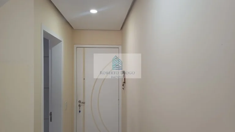 Imagem Cobertura à venda na Praça Seca, Rio de Janeiro: 3 quartos, 2 suítes, 126m², garagem, localização privilegiada!