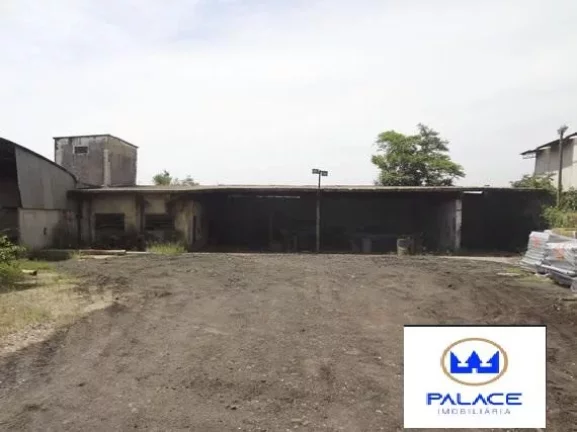 Imagem Ãrea na beira da Rodovia, com terreno de aproximadamente 6.000mÂ², contendo um barracÃ£o de 1.000mÂ...