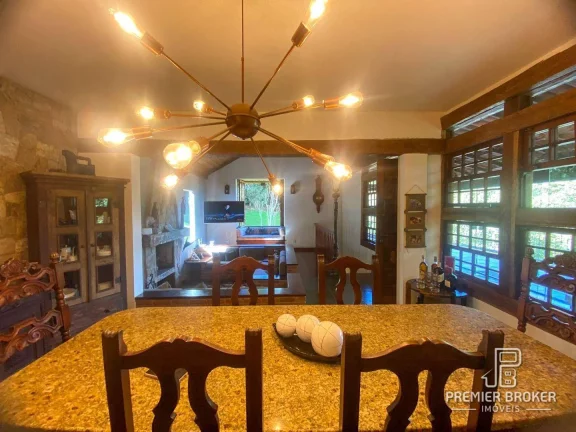 Imagem Casa à venda, 284 m² por R$ 1.700.000,00 - Parque do Imbui - Teresópolis/RJ