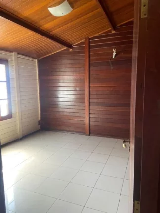 Imagem IMÓVEL NO VILA BRANCA, PODENDO SER USADO COMO PONTO COMERCIAL