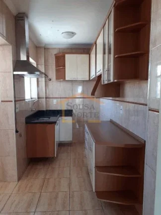 Imagem Apartamento 3 dormitórios, sendo 1 suíte, com armários embutidos, sala 2 ambientes, pisos em mard...