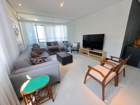 Imagem APARTAMENTO AMPLO REFORMADO COM 2 VAGAS DE GARAGEM LAZER NO PRÉDIO