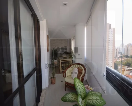 Imagem Apartamento na Pompéia com 3 suites e 4 vagas, 178m²