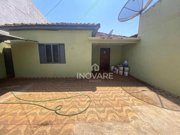 Imagem Casa com 2 dormitórios à venda, 200 m² por R$ 600.000 - Setor Anhangüera - Itumbiara/GO