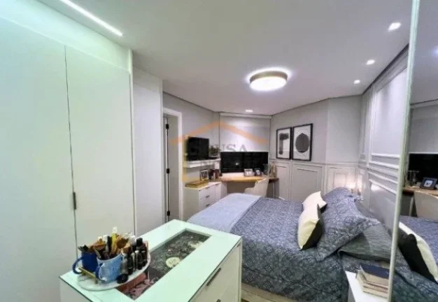 Imagem Apartamento com 146 m² de área útil, planta ampla e bem distribuída.
São 3 dormitórios, sendo ...