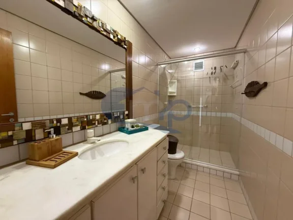 Imagem Apartamento á venda com 1 dormitório no centro de Torres/RS