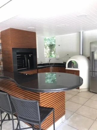 Imagem Casa no Res. Alpha 10 - 597m²