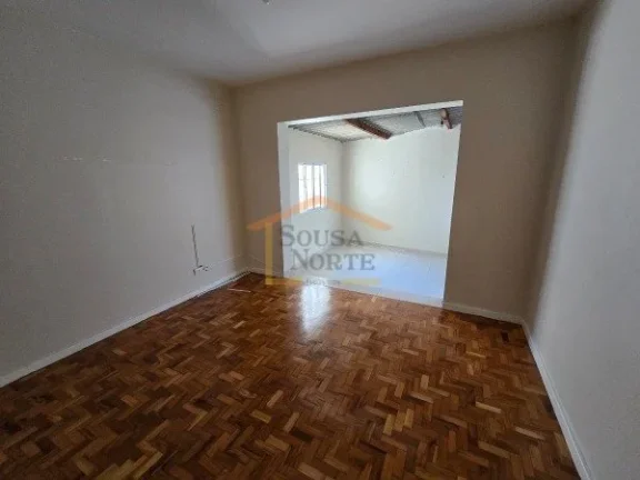 Imagem Sobrado com 190², 3 dormitórios, sendo 1 suite, 3 banheiros, o imóvel oferece ambientes amplos, b...