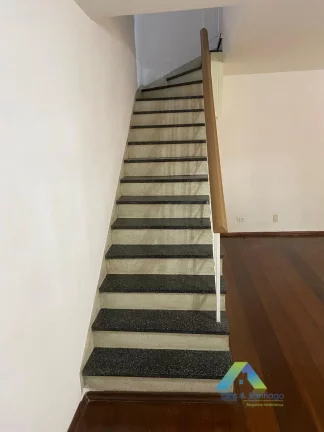 Imagem Sobrado Reformado com 3 Quartos e 4 banheiros para venda no Brooklin/SP!