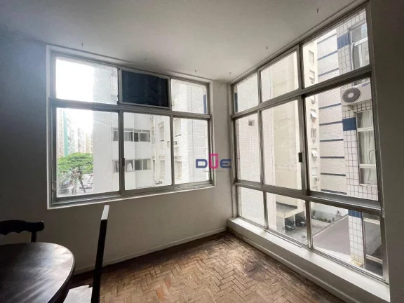 Imagem Apartamento com 3 dormitórios à venda, 224 m² por R$ 935.000 - Gonzaga - Santos/SP