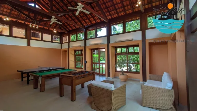 Imagem Casas a venda em Juquehy com. 4 suítes, 3 vagas, serviço de praia, piscina coletiva, sauna, jogos - 240m² de área construída | Juquehy Imobiliária.