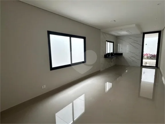 Imagem Sobrado à venda com 3 quartos, sendo 3 suítes, em Vila Yara, Osasco - SP