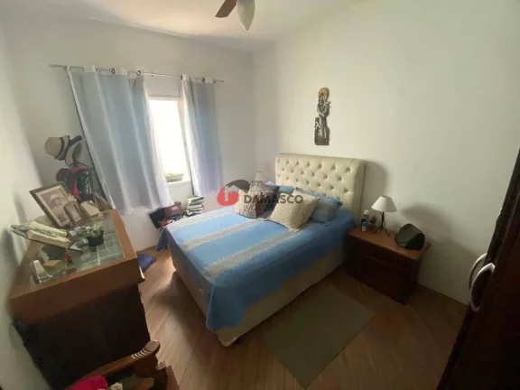 Imagem Casa à venda 2 Quartos, 3 Vagas, 198M², Campestre, Santo André - SP