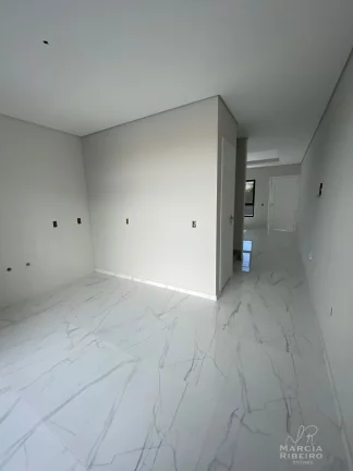 Imagem Duplex com 02 Suítes no Bairro Ingleses