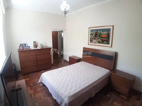 Imagem EspaÃ§o, conforto e localizaÃ§Ã£o privilegiada no Taquaral!

Casa ampla com 400mÂ² de Ã¡rea construÃ...