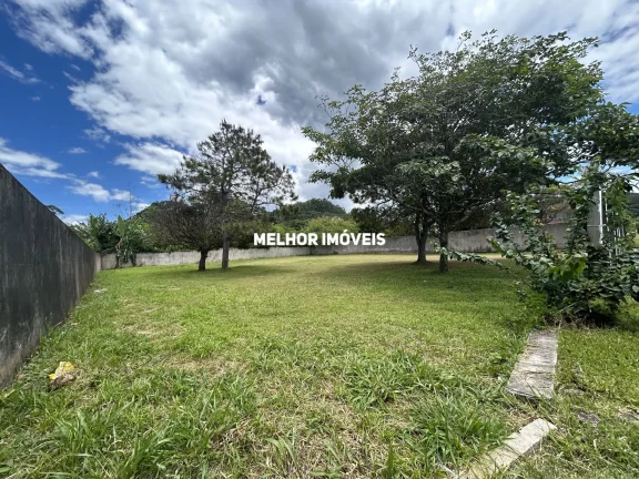 Imagem Terreno á venda na Praia do Estaleiro