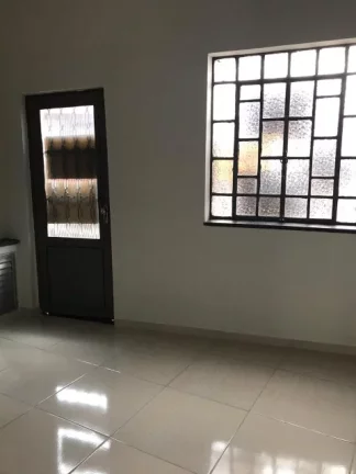 Imagem Casa á venda na Vila Bertioga 90m² 2 dormitórios 2 banheiros