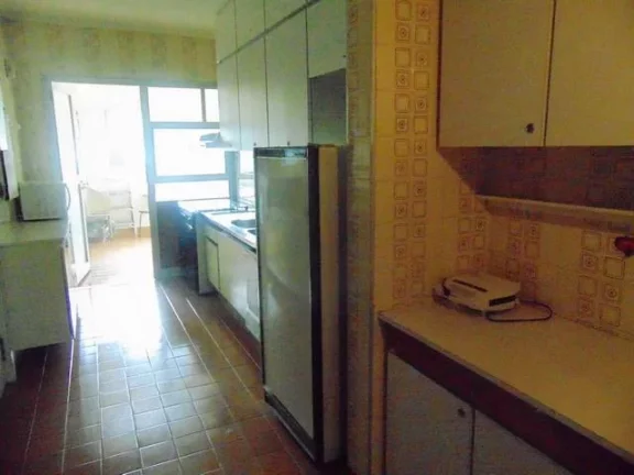 Imagem Pitangueiras Amplo Apto 142 M² Úteis,Opção a 50 Metros da Praia de Pitangueiras ou Enseada,Lazer Total,Garagem,Vista Espetacular