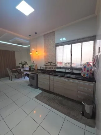 Imagem Casa à venda no bairro Vila Mariana - Aparecida/SP