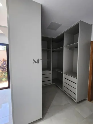 Imagem Casa Térrea Alto Padrão no Portal do Sol Golfe Clube Goiânia