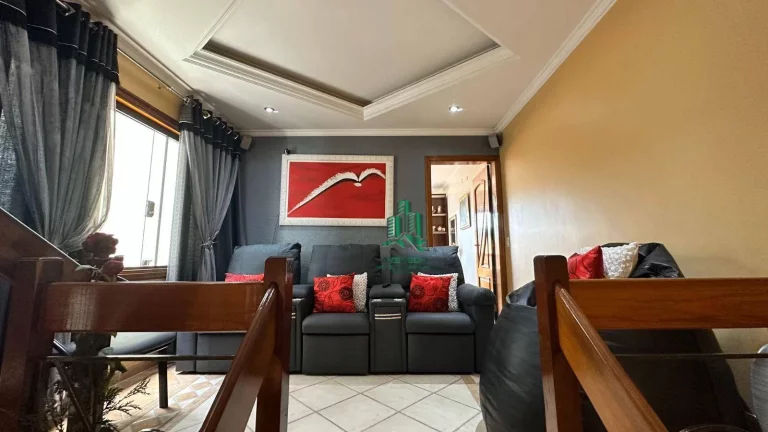 Imagem Sobrado com 4 dormitórios à venda, 220 m² por R$ 1.280.000,00 - Jardim Santa Clara - Guarulhos/SP