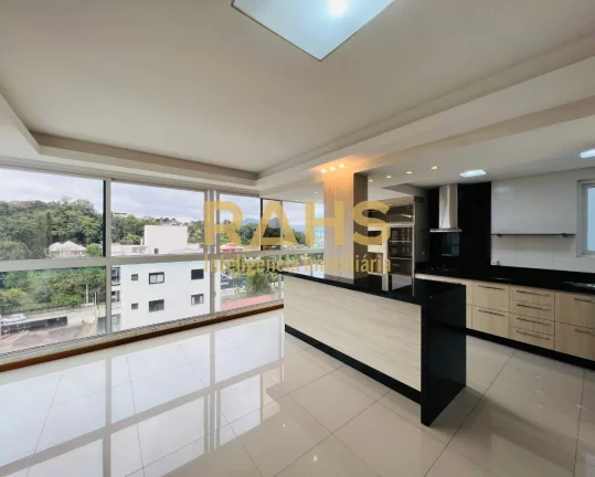 Excelente apartamento 1 suíte mais 2 quartos no Bairro América em Joinville - SC por R$890.000,00....