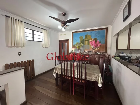 Imagem Casa com 4 Dormitórios à venda com 2 vagas de garagem no bairro do Embaré em Santos por R$1.280.000,00