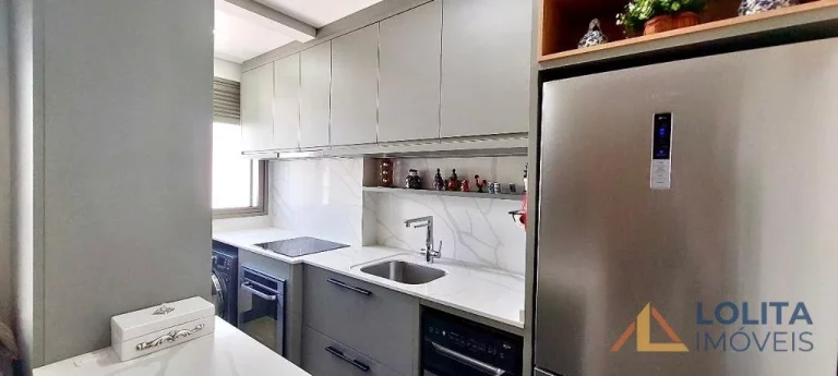 Apartamento à venda novo e mobiliado, com 2 quartos na Carvoeira, Florianópolis/SC.
