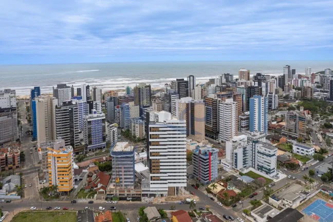 Imagem Apartamento á venda com 2 suítes no centro de Torres/RS