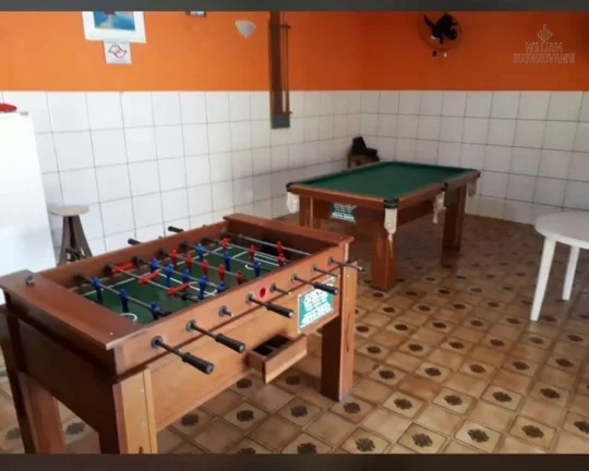 Imagem Sobrado em condominio fechado com piscina 100 metros da praia!
