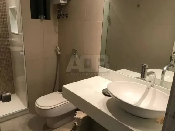 Imagem Apartamento 3 quartos em Ipanema, 170m2, 1vaga, na quadra da praia.
