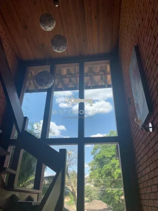 Imagem CASA MARAVILHOSA RÚSTICA NO MIOLO DA GRANJA VIANA EM BOLSÃO!!