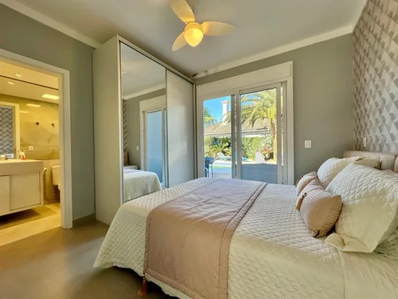 Imagem Casa em Condominio 4 Dormitórios - Bairro Atlantida Sul