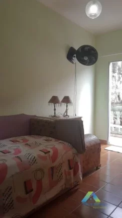 Imagem SANTO ANDRÉ Sobrado 200M², 3 dormitórios, 4 vagas com ótima localização e valor !!!